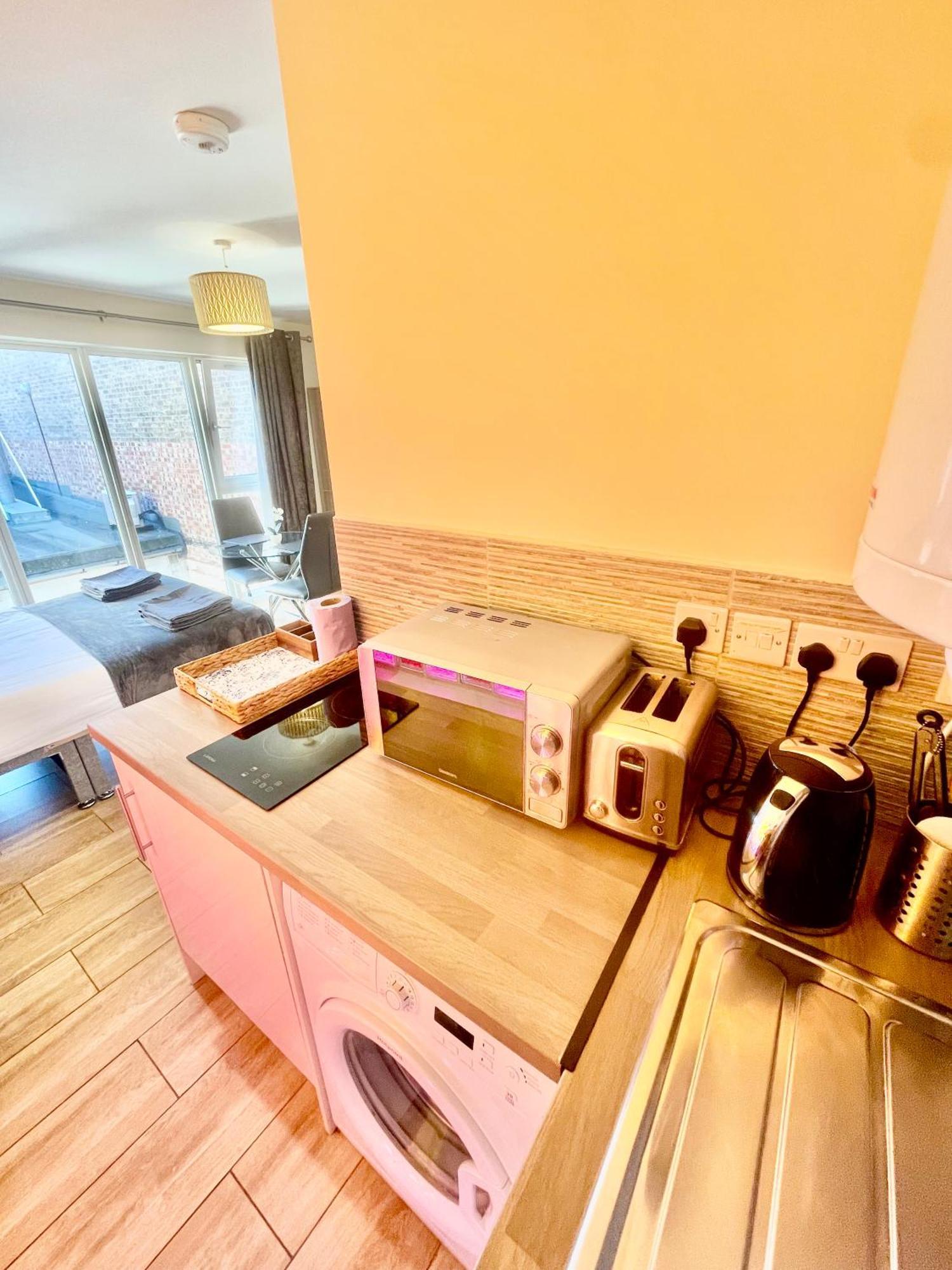 Cambridge City Centre Immaculate Studio Sleeps 2 - Central Location Paradise Street エクステリア 写真